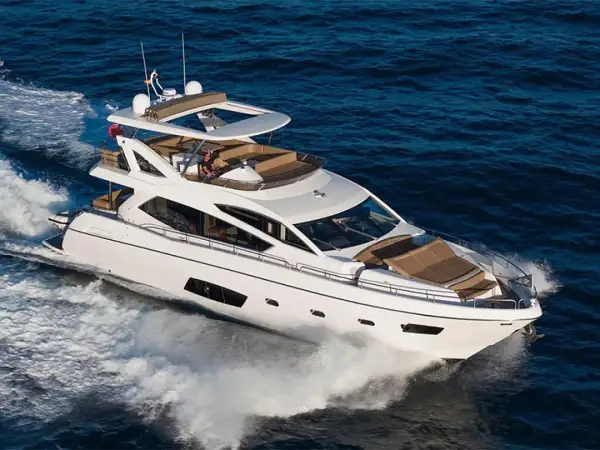 Goldeneye - Sunseeker Manhattan 73