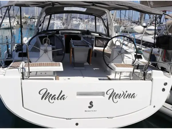 MALA NEVINA - Oceanis 41.1