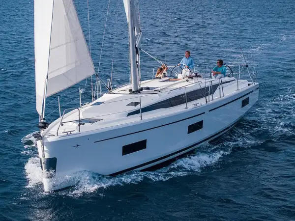 ABBIE - Bavaria C42