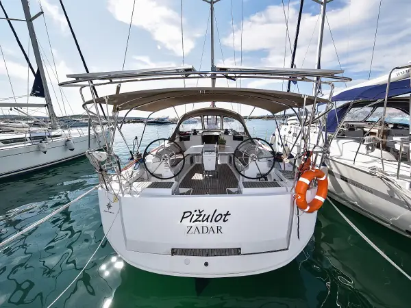 Pižulot - Sun Odyssey 449