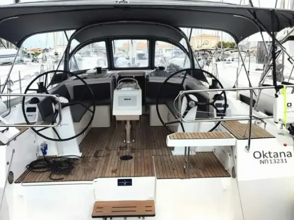 OKTANA - Bavaria C42
