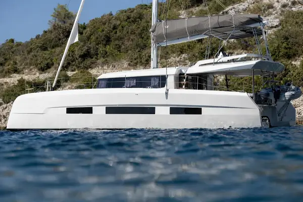 PAX - Dufour Catamaran 48