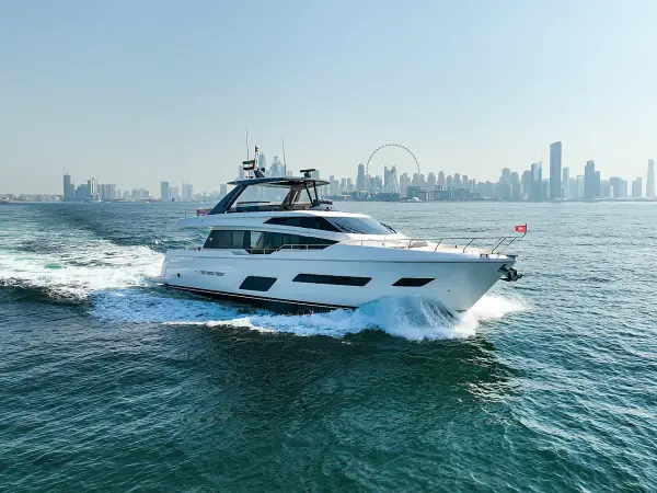 Solace 780 - Ferretti 780
