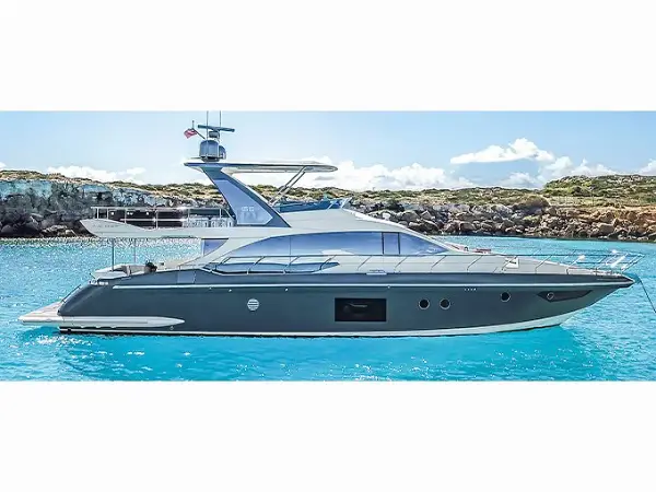 SEA YA - Azimut 66