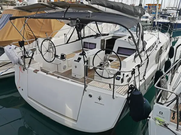Aquilante - Sun Odyssey 440