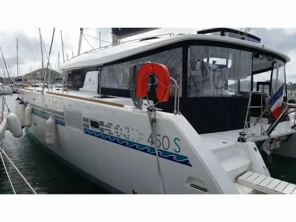 Toja - Lagoon 450 Sport
