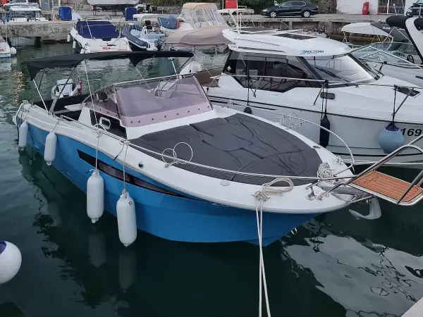 Lady Blue - Atlantic Marine Sun Cruiser 730