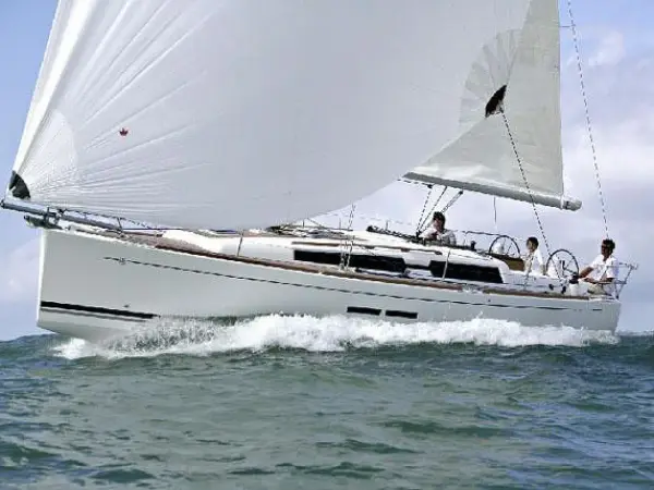 Chifoumi - Dufour 375 Grand Large
