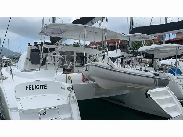 Felicite - Lagoon 380