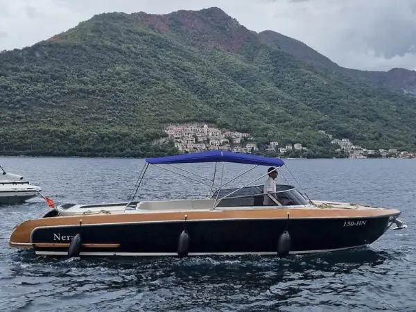 Nera - Motorboat