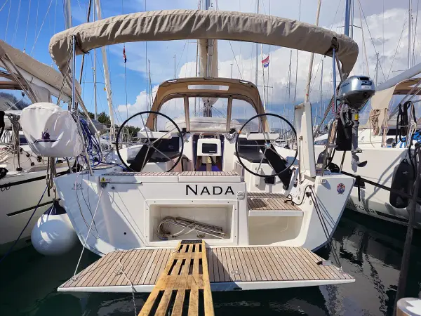 Nada - Dufour 360 Grand Large