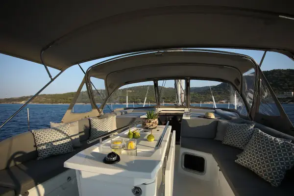 Premium + - Oceanis 51.1