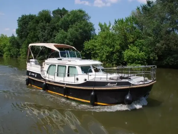 2508 - Linssen Dutch Sturdy 320