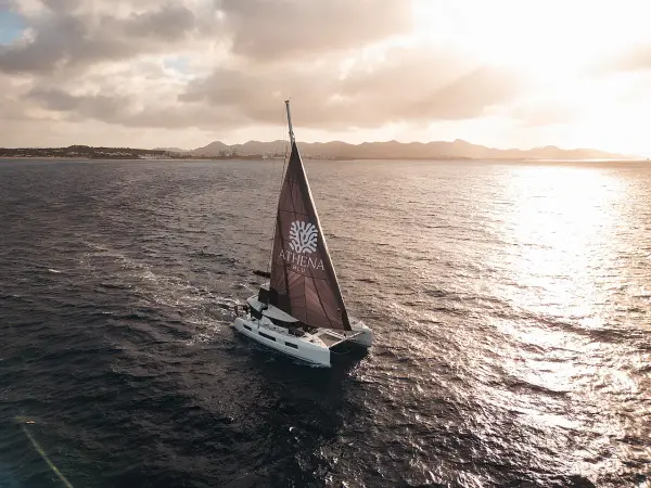 Premium - Lagoon 51