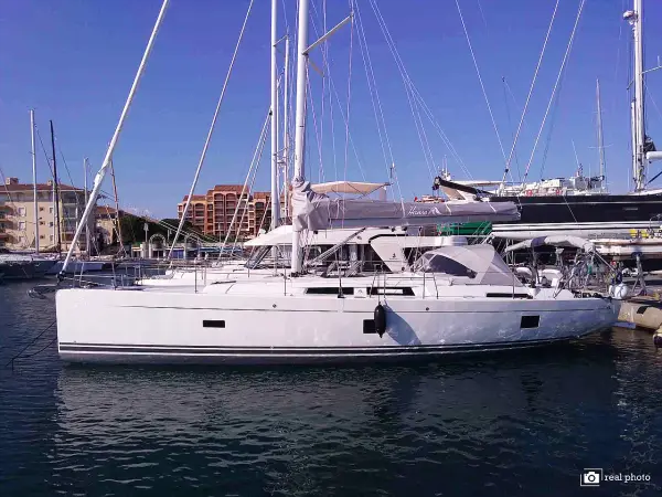 Bea - Water maker, Solar Panel - Hanse 458