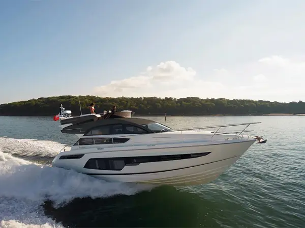 Get Lucky - Fairline Squadron 50