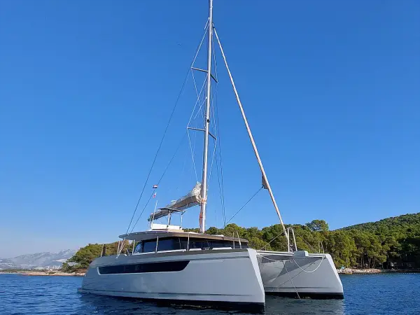 Gold - Luna 49