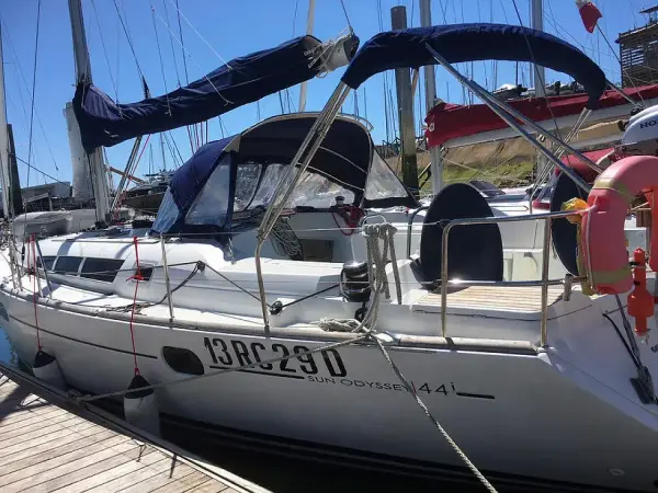Tewa - Sun Odyssey 44 i