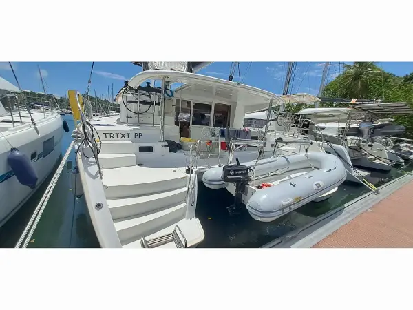 Trixi - Lagoon 400 S2