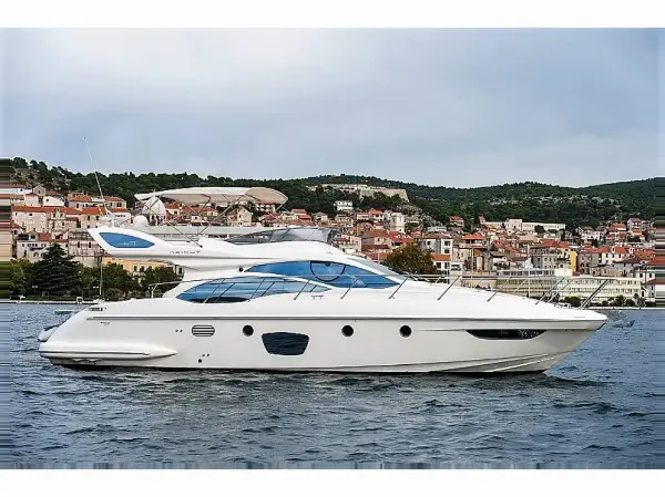 Skyfall MY - Azimut 47