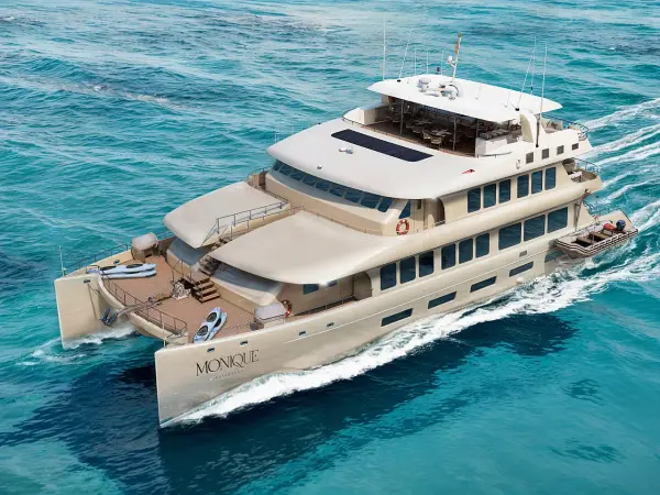 Monique cabin 5 - Power Catamaran