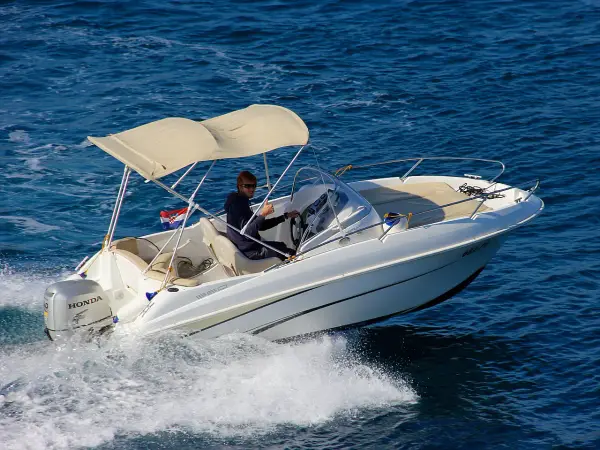 Beneteau Flyer 550 SUNdeck - Beneteau Flyer 550