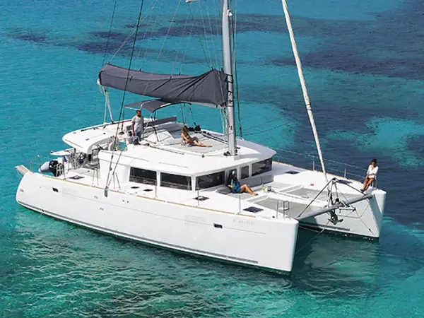 Unnamed - Lagoon 450