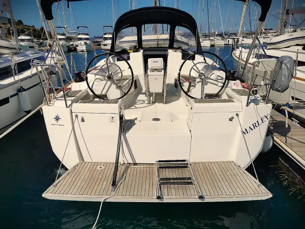 Marley - Sun Odyssey 419