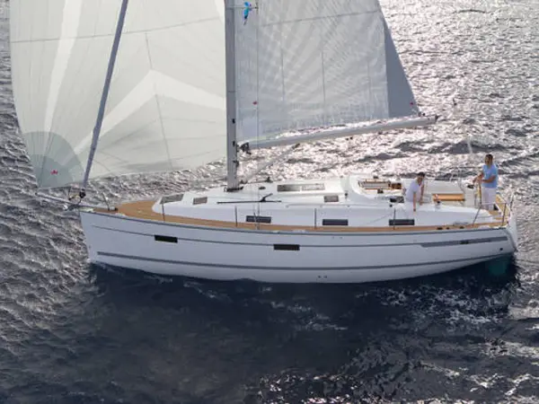 Unnamed - Bavaria Cruiser 36