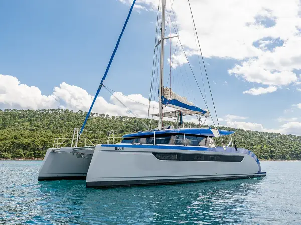 Blue - Luna 49