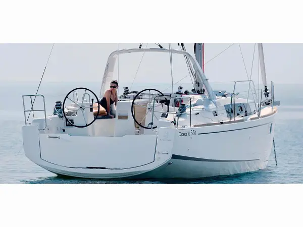 Polis - Oceanis 35.1