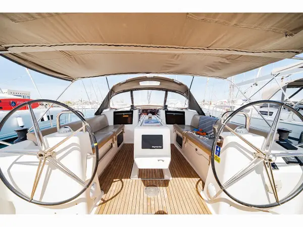 DIONI - Dufour 460 Grand Large