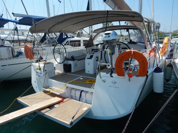 Adamastos - Sun Odyssey 490
