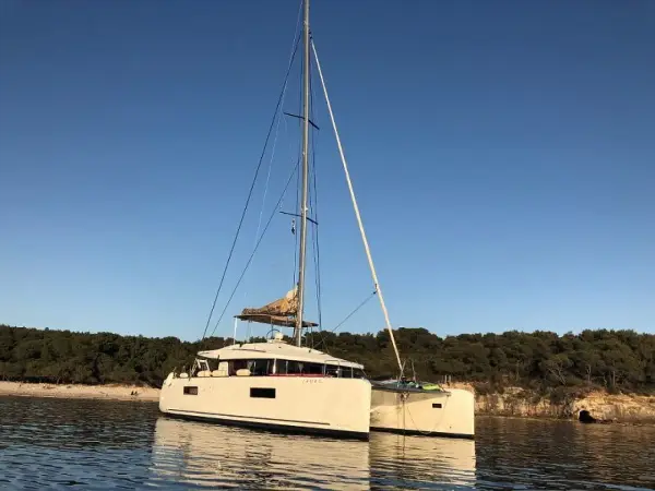 ORION STAR - Lagoon 52