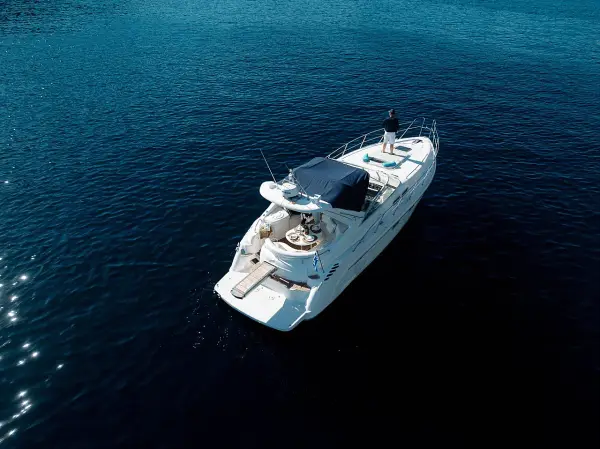 Unnamed - Sealine S37