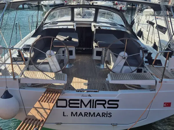 Demirs - Hanse 410
