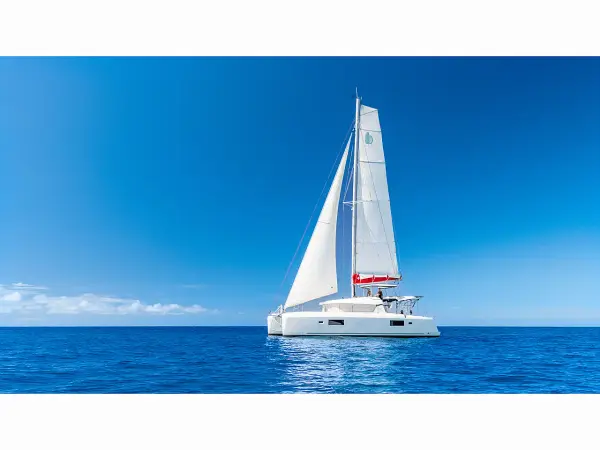 Alrisha - Lagoon 42