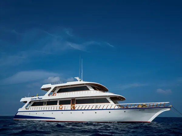 CAB1 - Motoryacht