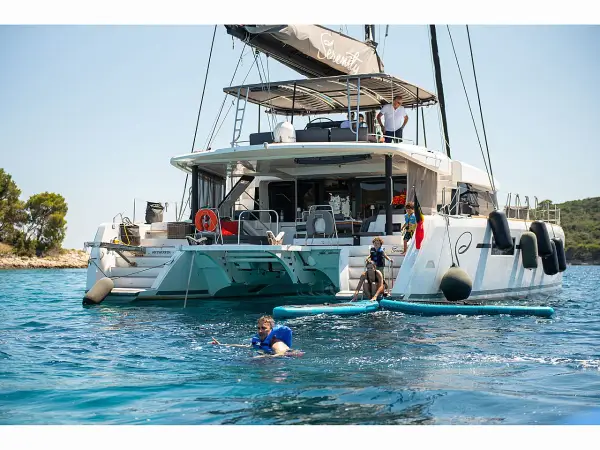 SERENITY I - Lagoon 52F