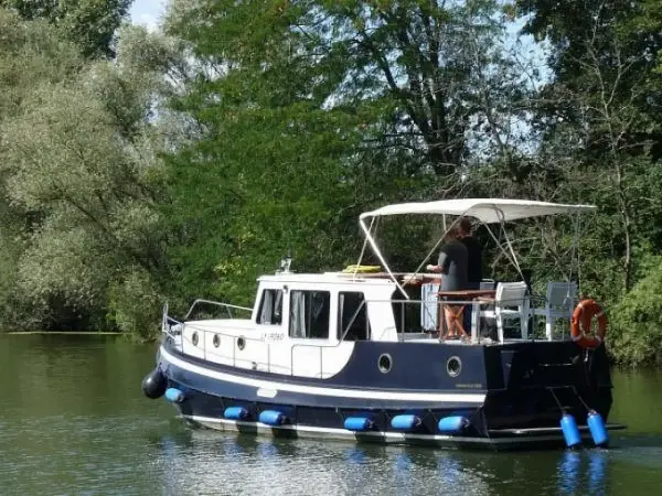 2509 - Linssen Vlet 1030