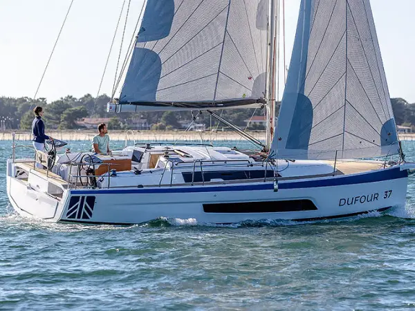 Affio - Dufour 37