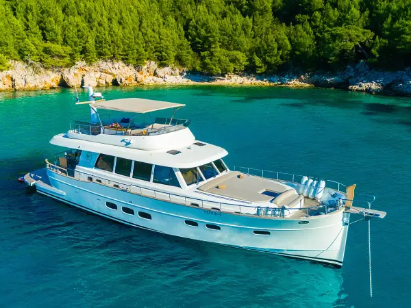 Cloud 9 - Motoryacht