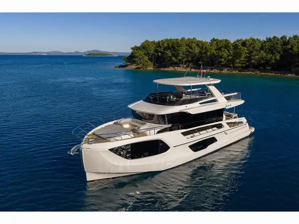 Premium + - Navetta 64