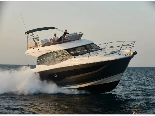 MARTIN - Prestige 420 Fly