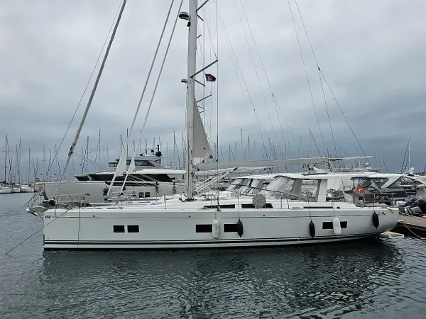 MiR - Hanse 548
