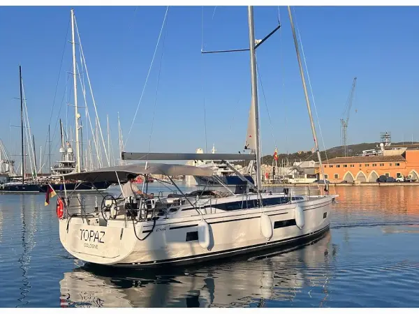 TOPAZ - Bavaria C46