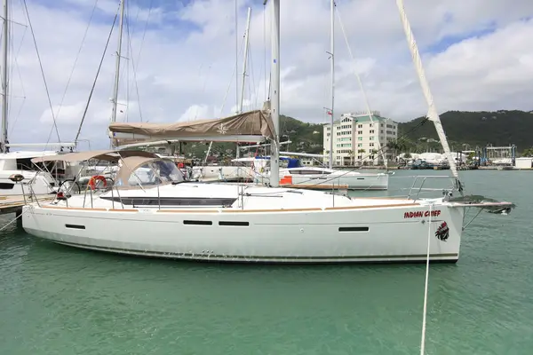 Indian Chief - Sun Odyssey 419