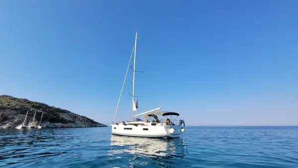 Loleta - Sun Odyssey 440