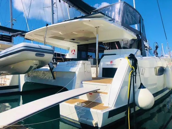 Desafinado - Fountaine Pajot Saona 47 Quintet