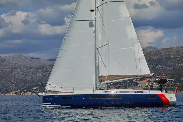 Freki - Sun Odyssey 490